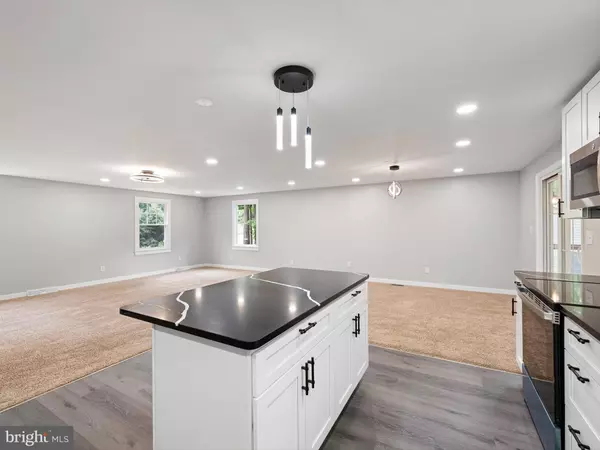 Lewes, DE 19958,22832 ANGOLA RD E