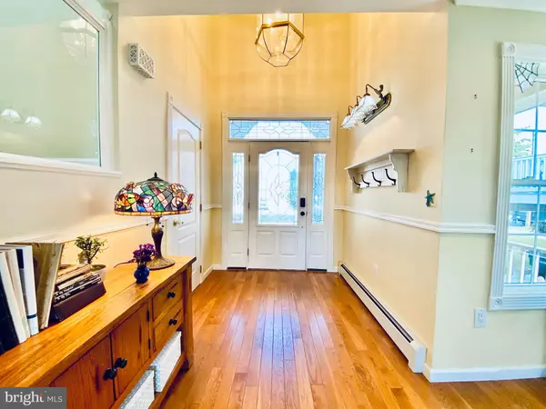 Brigantine, NJ 08203,911 N SHORE DR