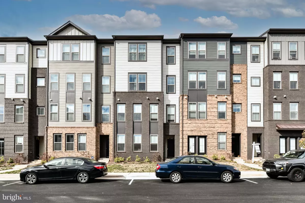 Sterling, VA 20165,45922 SWALLOW TER