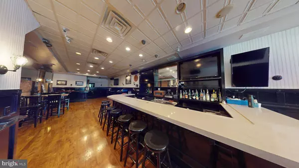 Philadelphia, PA 19103,39-41 S 19TH ST