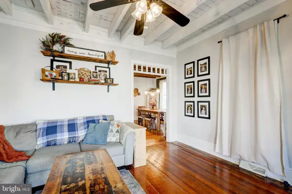 Stevens, PA 17578,105 REAMSTOWN RD