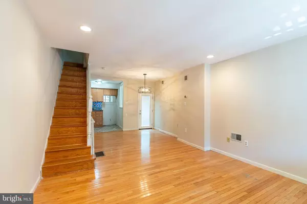 Philadelphia, PA 19145,2822 S SMEDLEY ST