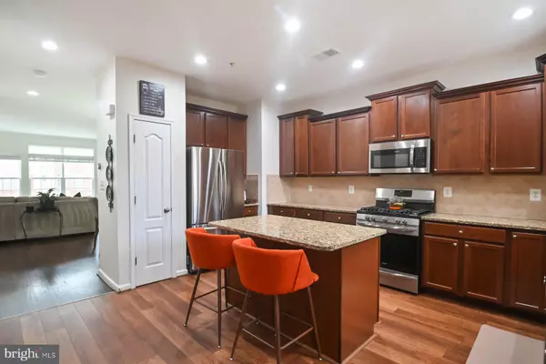 Glen Burnie, MD 21060,805 GLENSIDE WAY