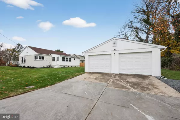 Laurel Springs, NJ 08021,135 MOUNT VERNON AVENUE