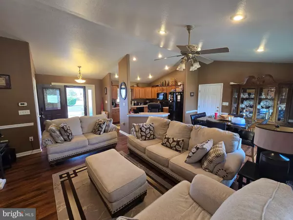 Laurel, DE 19956,32427 MOUNT PLEASANT RD