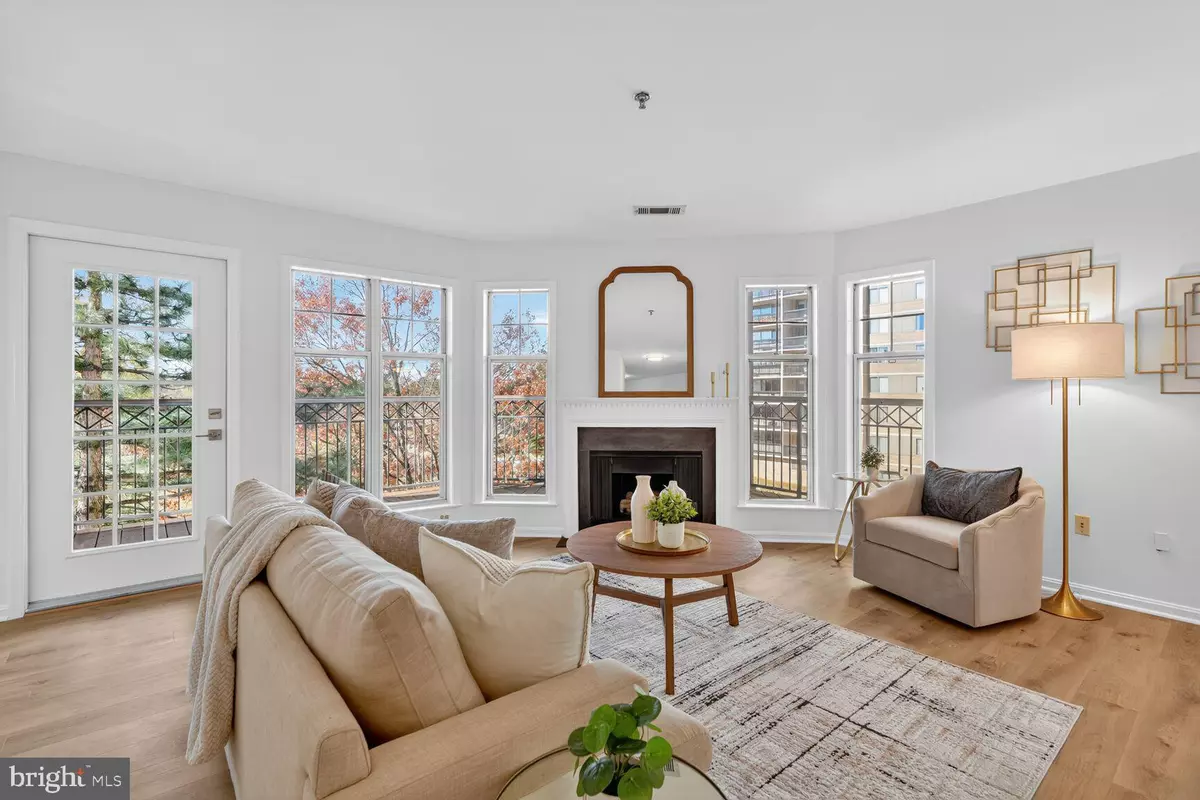 Falls Church, VA 22041,5575 SEMINARY RD #312