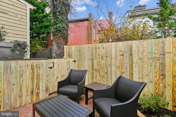 Annapolis, MD 21401,54 CORNHILL ST