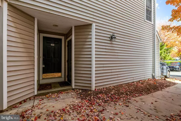 Fairfax, VA 22033,12855 FAIR BRIAR LN