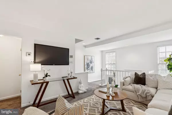 Philadelphia, PA 19128,218 RECTOR ST