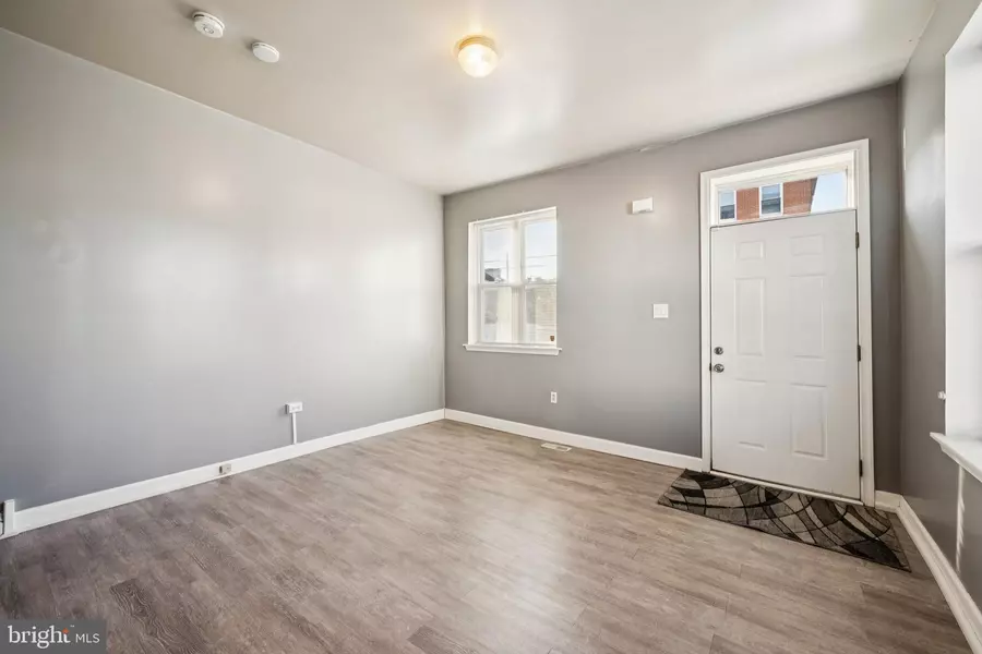 138 N KING ST, Gloucester City, NJ 08030