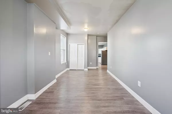 Gloucester City, NJ 08030,138 N KING ST