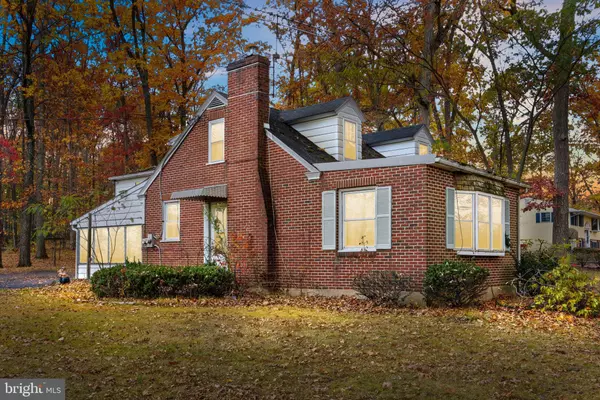 106 MAIN ST, Harleysville, PA 19438