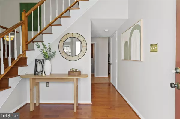 Springfield, VA 22153,7676 GREEN GARLAND DR