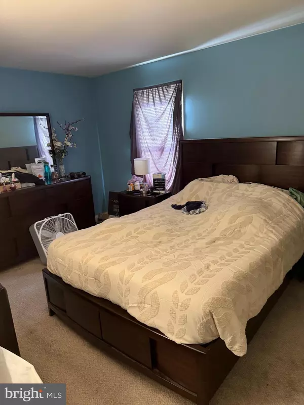 New Holland, PA 17557,80 DILLER AVE #9