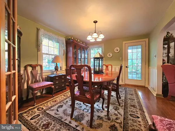 Riegelsville, PA 18077,243 LINDEN LN