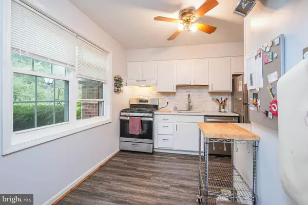 Rockville, MD 20850,742 COLLEGE PKWY #7-742