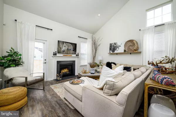 18 CHEPSTOW RD, New Egypt, NJ 08533