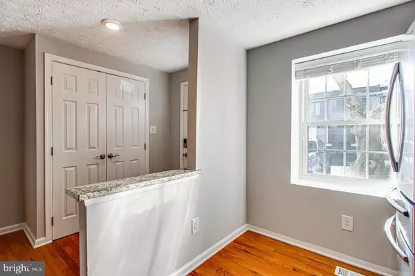 Arlington, VA 22204,1619 10TH ST S