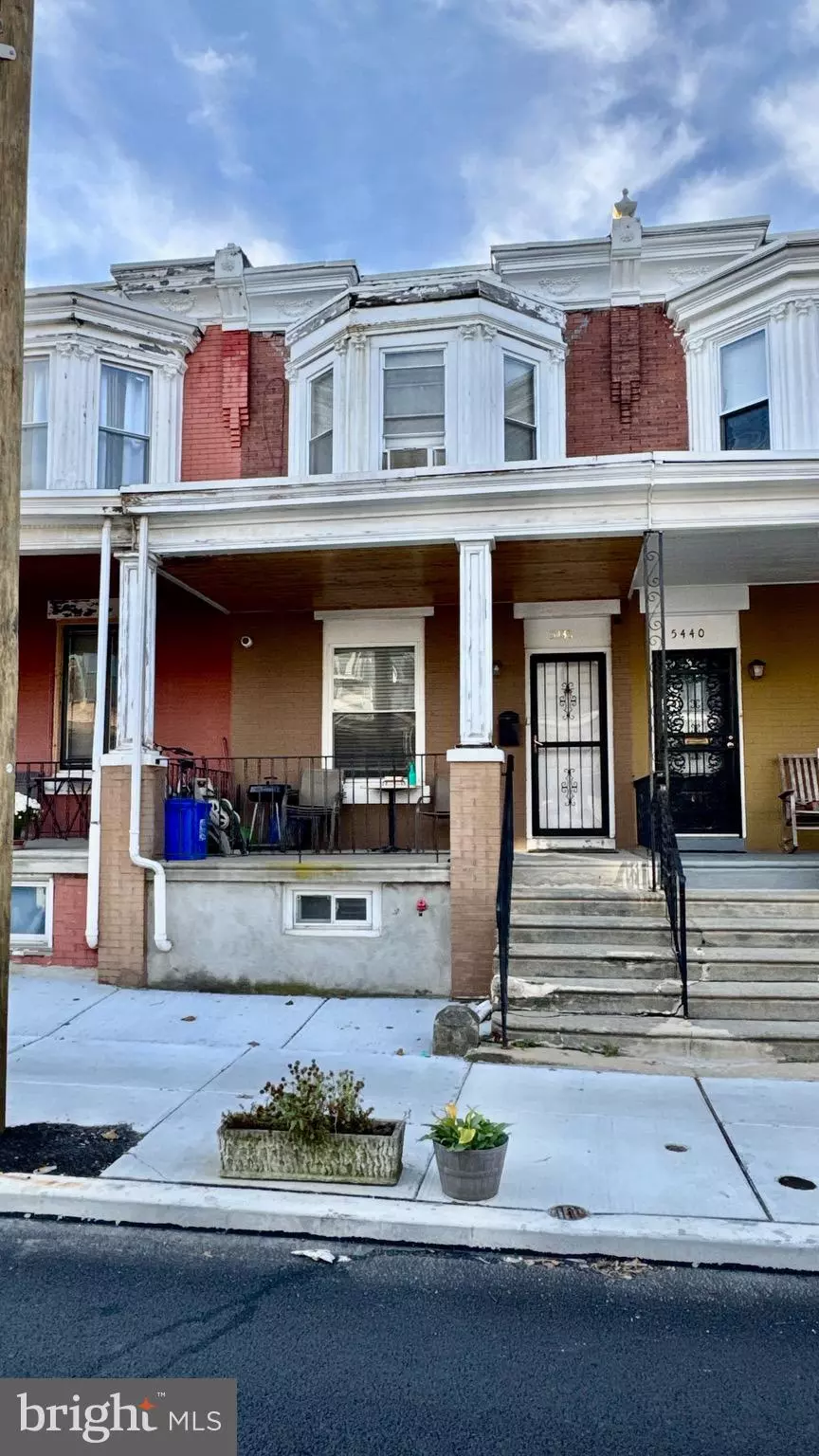 Philadelphia, PA 19139,5438 IRVING ST
