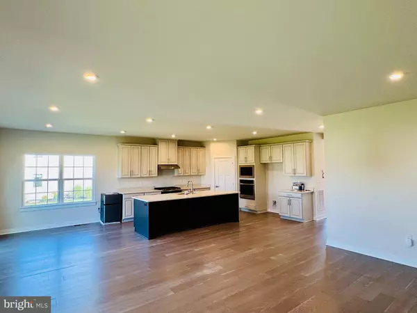 Macungie, PA 18062,6405 ROBIN RD