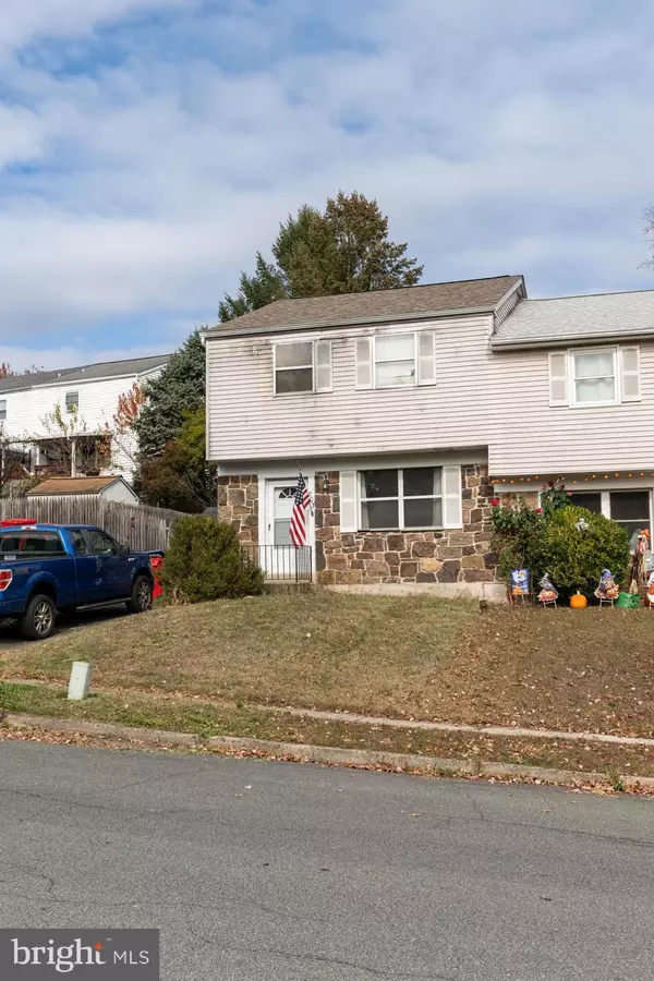 Pottstown, PA 19464,703 HOLLY DR