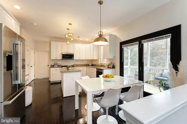 Ashburn, VA 20147,21581 KOUROS CT