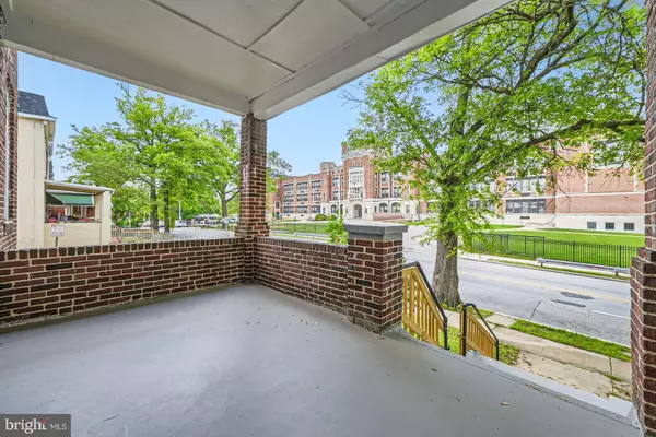 Baltimore, MD 21229,118 N HILTON ST