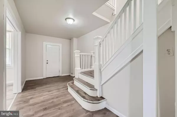 Baltimore, MD 21229,118 N HILTON ST