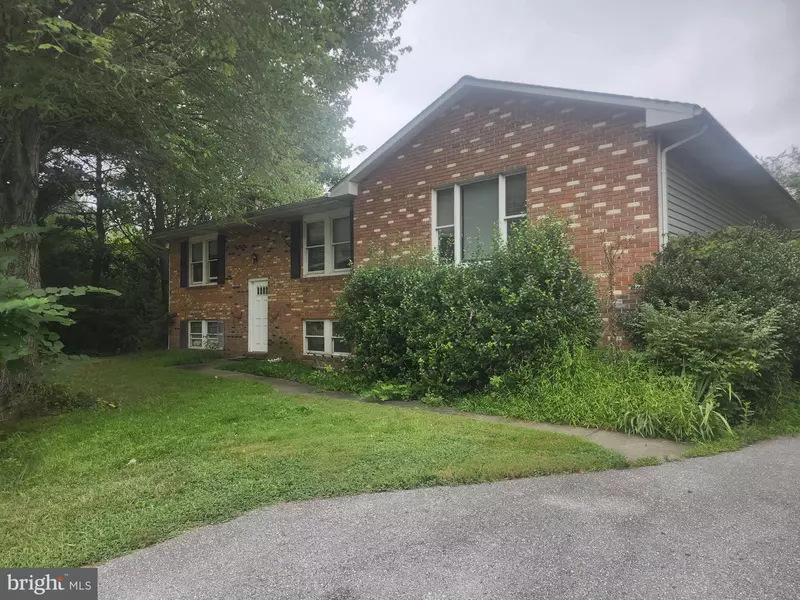 832 CHANTER DR, Westminster, MD 21157