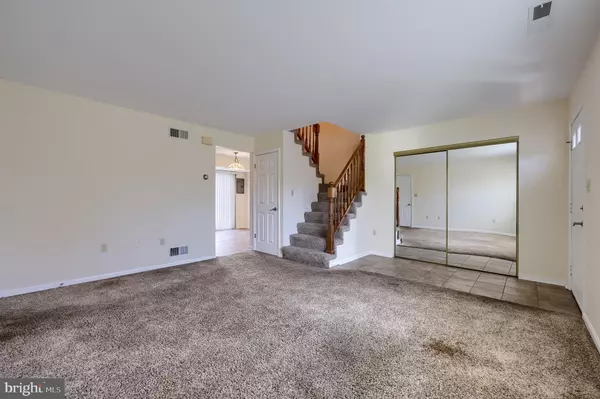 York, PA 17402,1902 PIN OAK DR