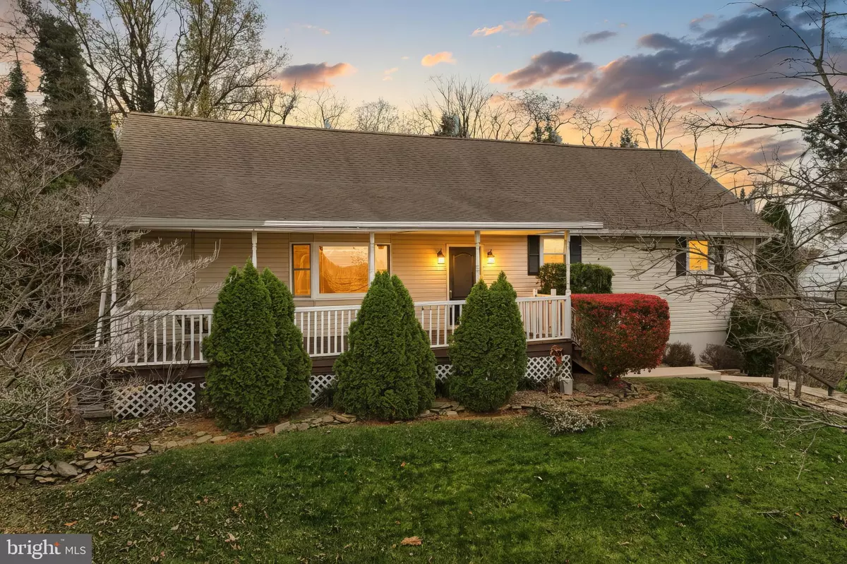 York, PA 17406,356 WOODLAND VIEW DR