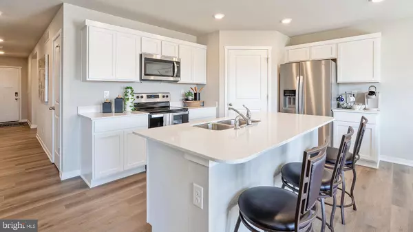 Columbia, PA 17512,118 ERICA LN