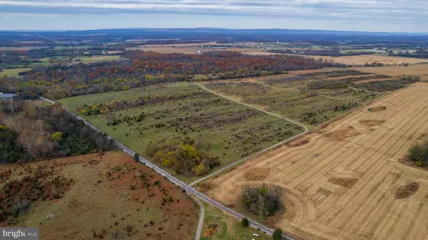 2481 SUMMIT POINT RD, Summit Point, WV 25446