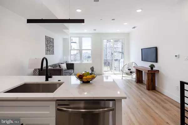 Philadelphia, PA 19121,3106 CLIFFORD ST #B