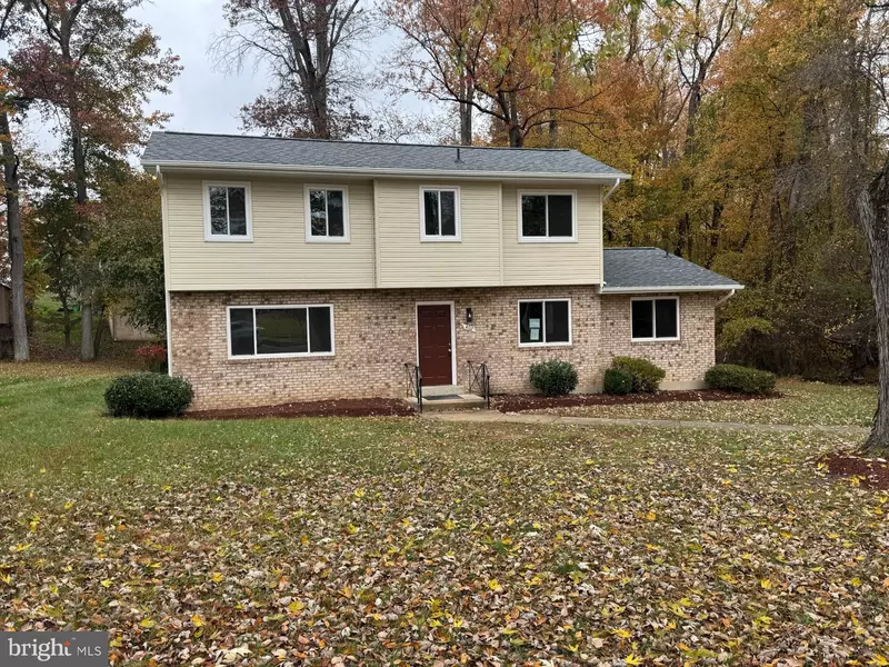 402 WARBURTON OAKS DR, Fort Washington, MD 20744