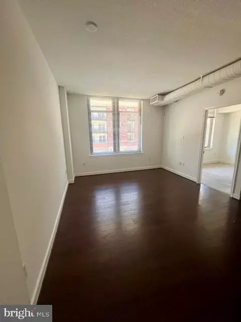 Oxon Hill, MD 20745,155 POTOMAC PSGE #306