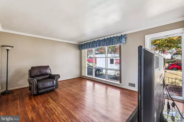 Hyattsville, MD 20784,8407 QUINTANA ST