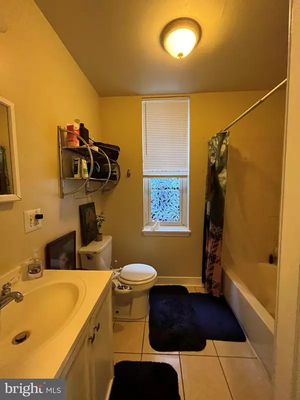 Philadelphia, PA 19121,1429 W NORRIS ST #1