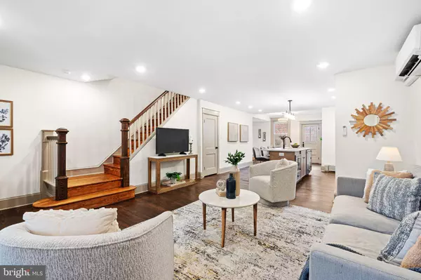 Philadelphia, PA 19128,4028 MITCHELL ST