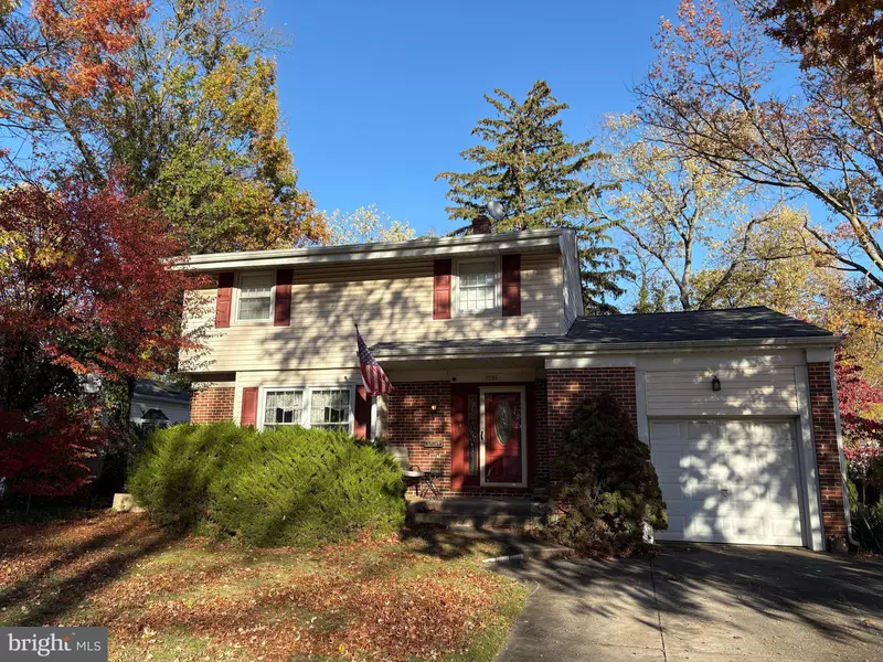 2204 NEW ALBANY RD, Cinnaminson, NJ 08077