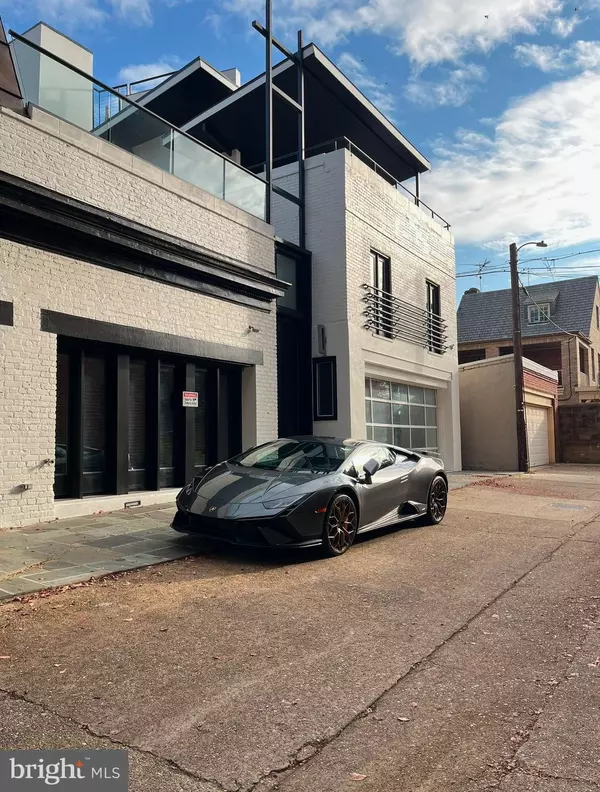 2220 Q ST NW, Washington, DC 20008