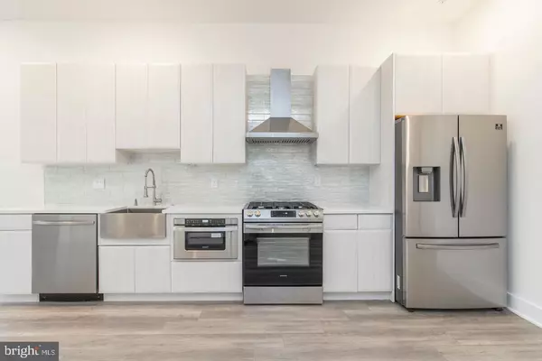 Philadelphia, PA 19123,90 E LAUREL ST #C