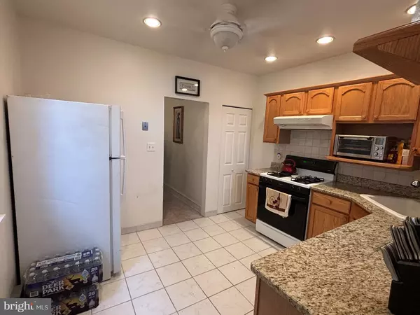 Philadelphia, PA 19144,120 E TULPEHOCKEN ST