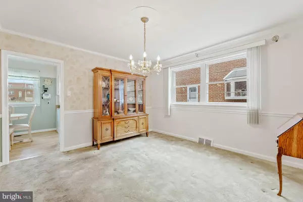 Philadelphia, PA 19152,2818 SANDYFORD AVE