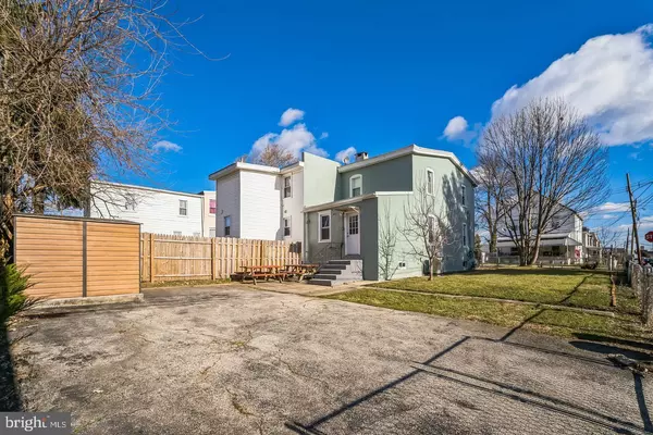 Clifton Heights, PA 19018,30 S DIAMOND ST