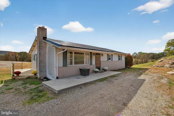 421 MILLION DOLLAR RD, Halifax, PA 17032