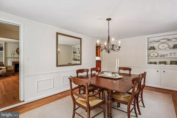 Bethesda, MD 20816,5909 CROMWELL DR