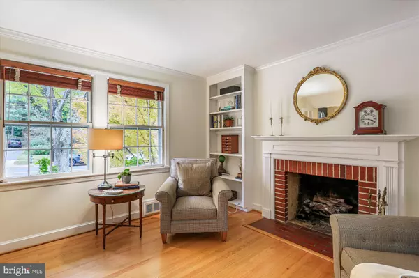 Bethesda, MD 20816,5909 CROMWELL DR