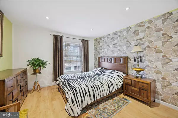 Philadelphia, PA 19116,441 TOMLINSON RD #F6