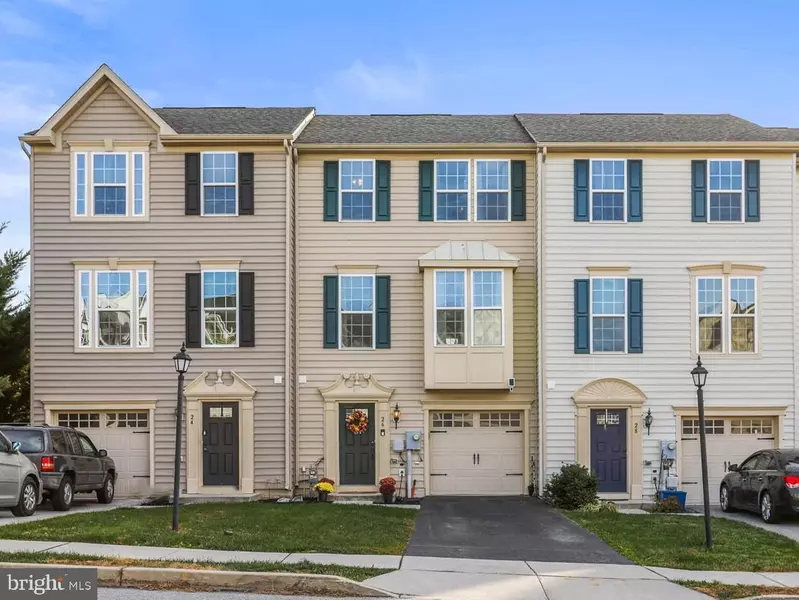 26 S CENTER ST, Hanover, PA 17331